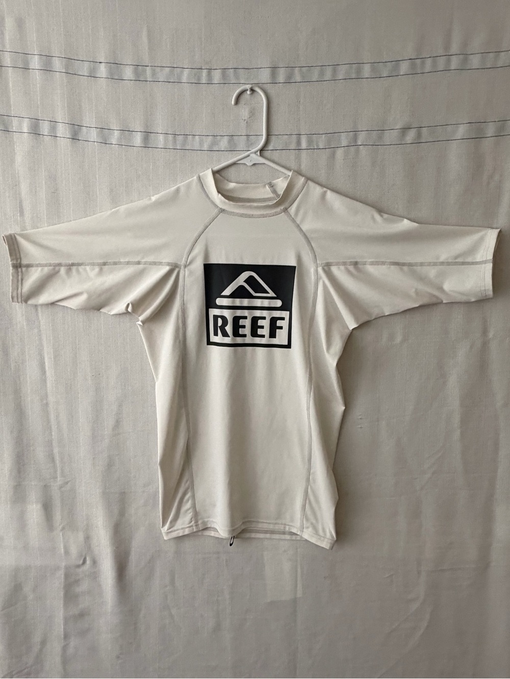 Reef Life’s Short Go Surfing Rash Guard Ivory Youth Size S(A591) - Picture 2 of 9
